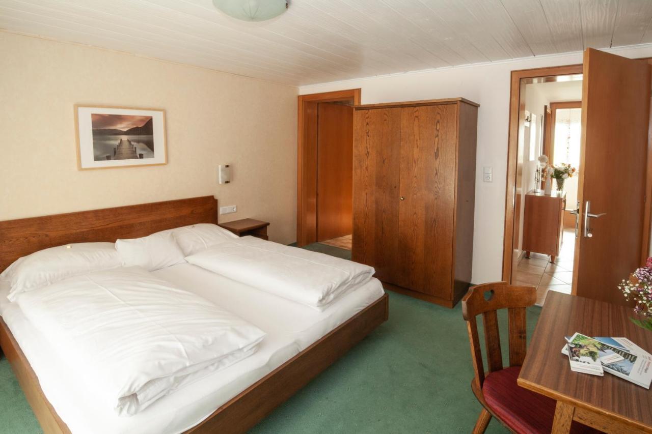 Hotel Garni Brigitte Bürserberg Екстериор снимка