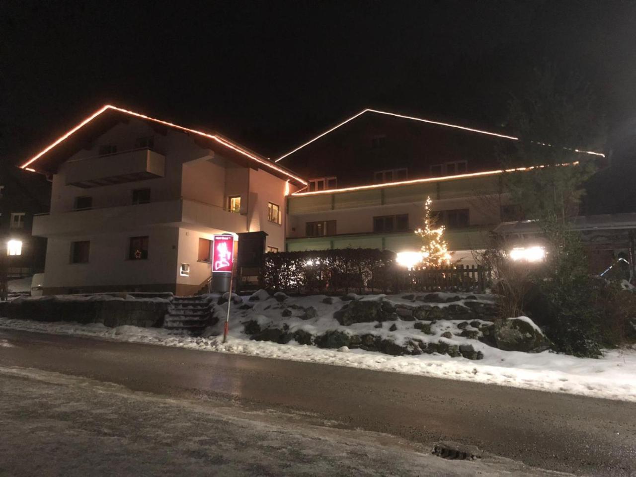Hotel Garni Brigitte Bürserberg Екстериор снимка